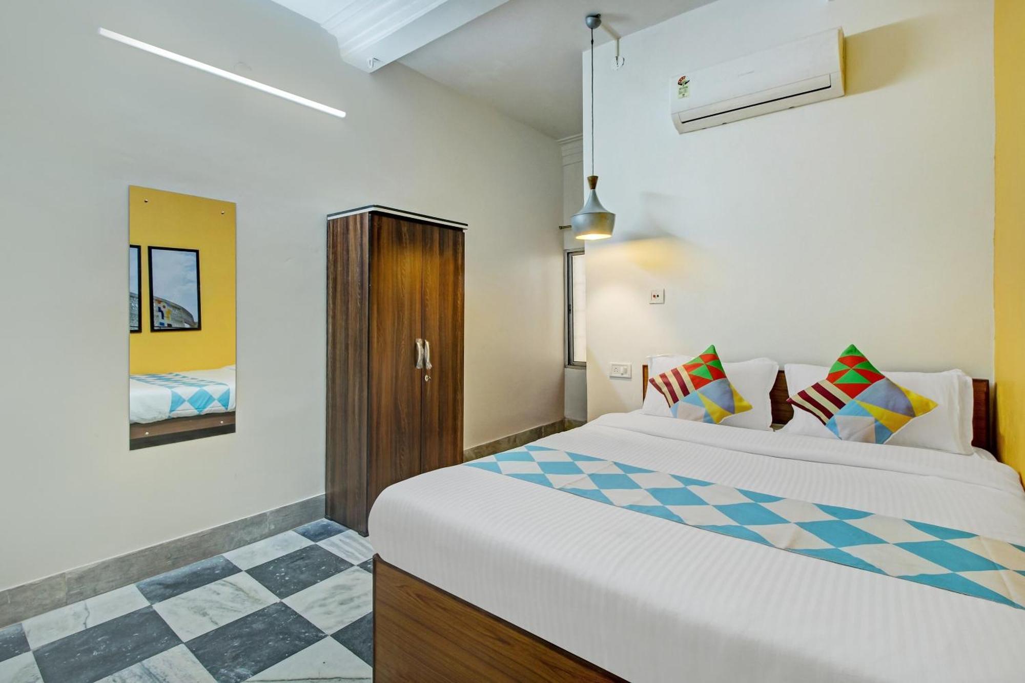 Hotel O Nilay Guest House South Suburban Buitenkant foto