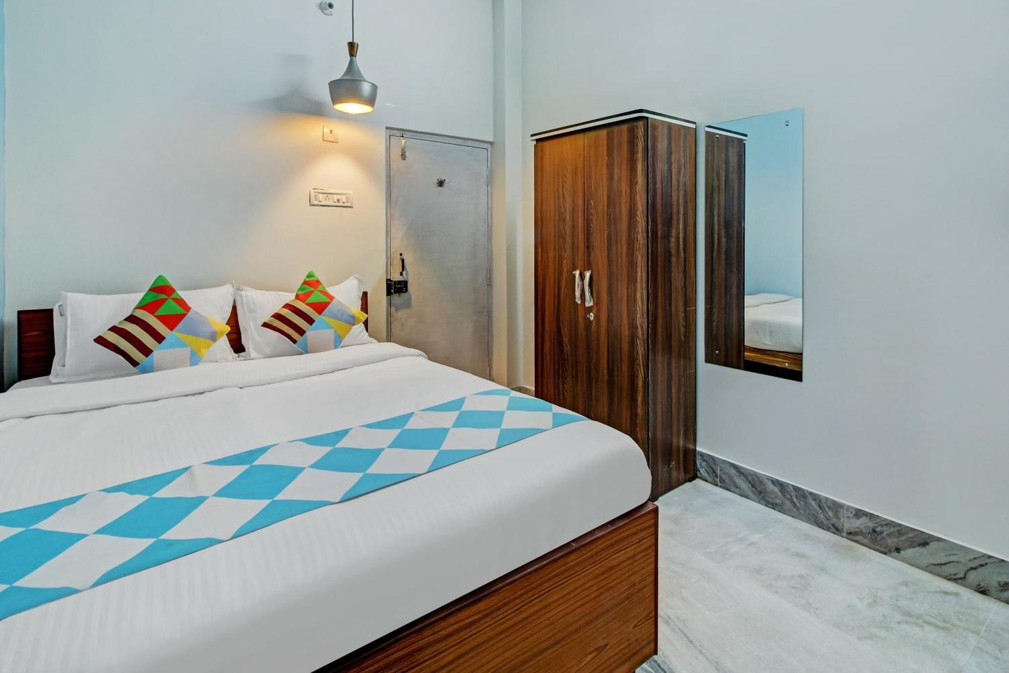Hotel O Nilay Guest House South Suburban Buitenkant foto